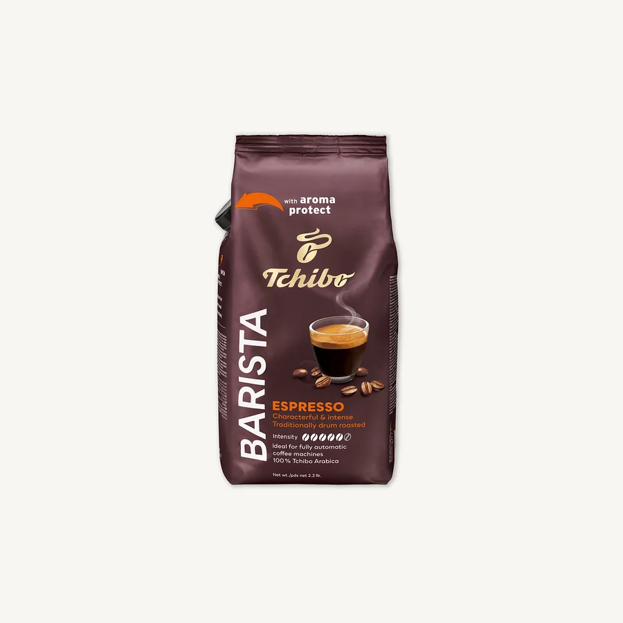 Barna Tchibo Barista Espresso kávé csomag egy csésze eszpresszóval és kávébabokkal.