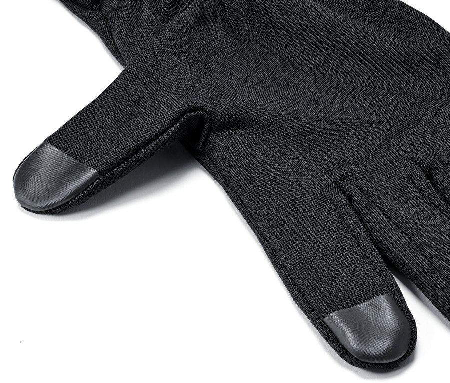 Egy fekete futókesztyű közeli képe.