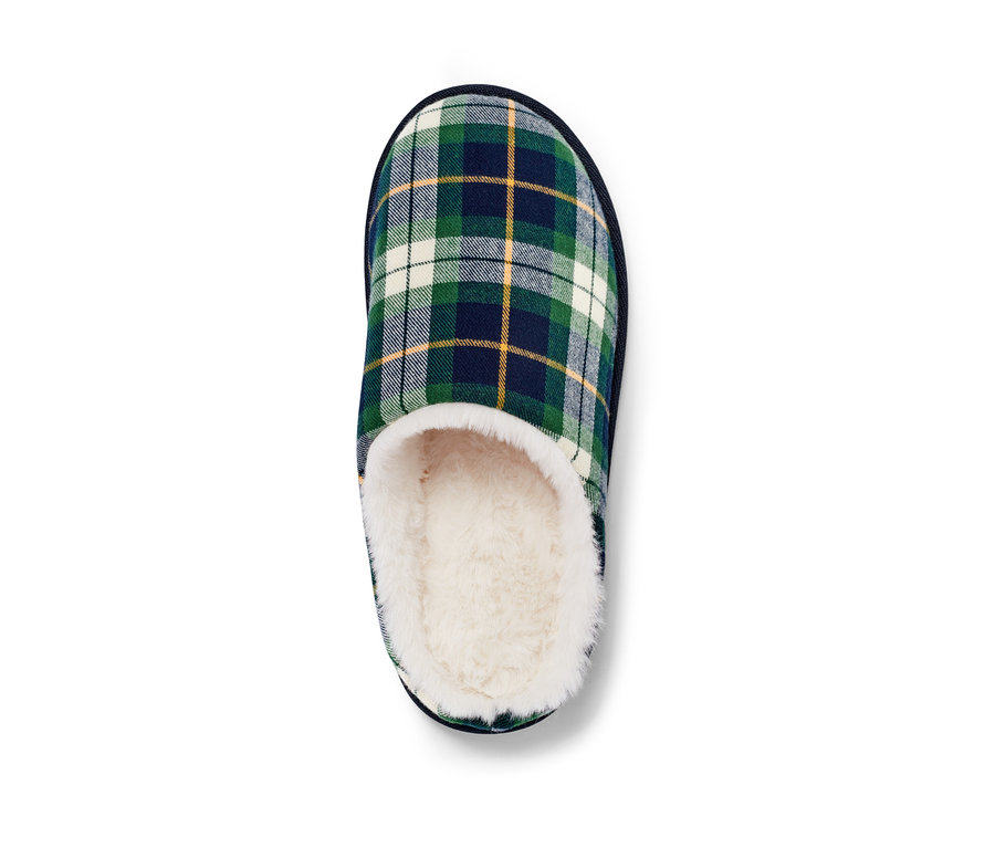 Felülnézet egy zöld, tengerészkék és sárga kockás mintázatú unisex házicipőről.