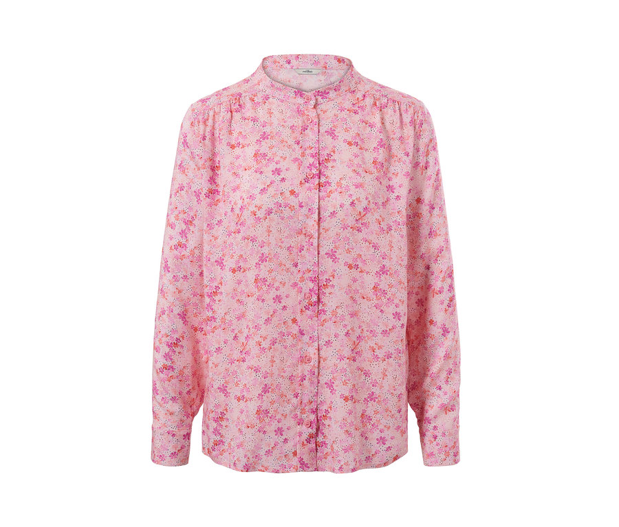 Rózsaszín, virágos női blúz.