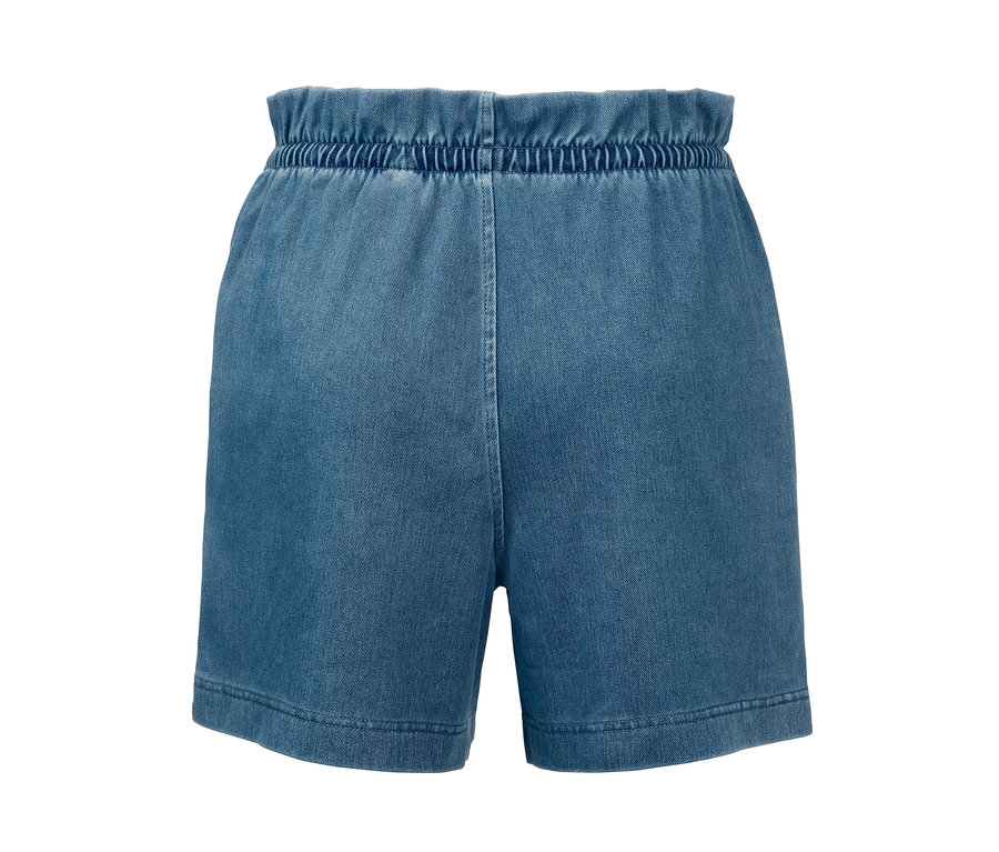 Kék, farmer hatású női rövidnadrág, gumis derékrésszel.