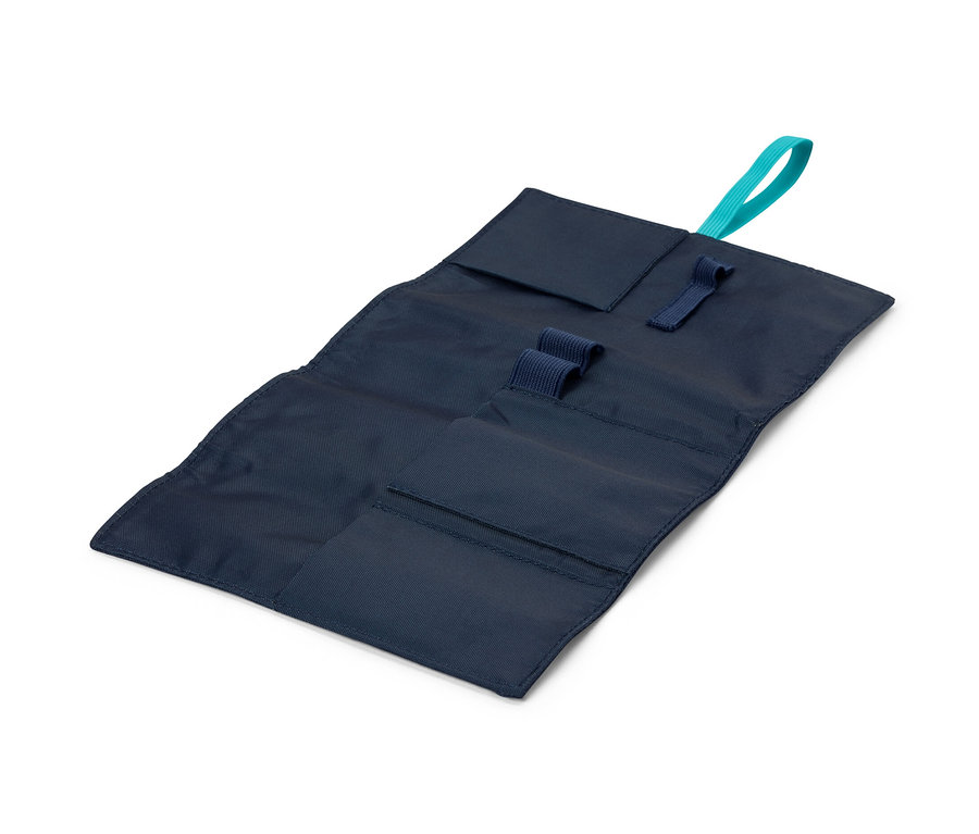 Nyitott, sötétkék kábelrendszerező utazáshoz, azúrkék akasztóval.