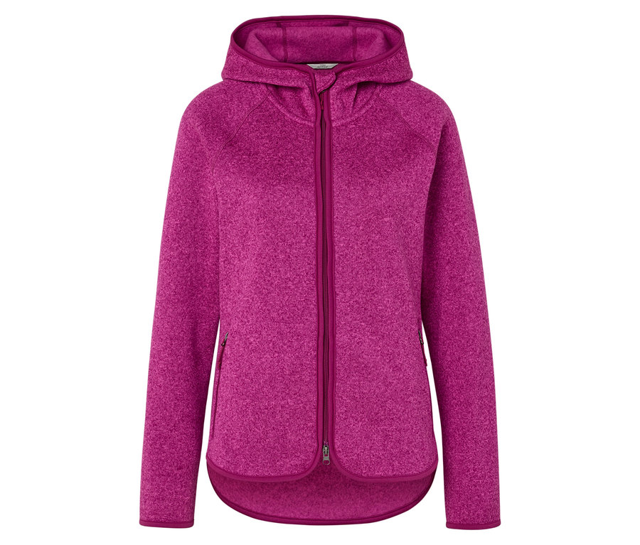 Egy rózsaszín, cipzáras, kapucnis polár pulóver.