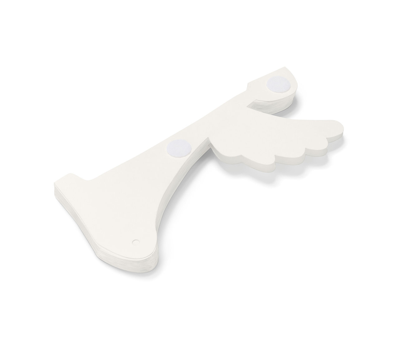 Egy kis LED-es papírangyal fekszik egy fehér háttéren.