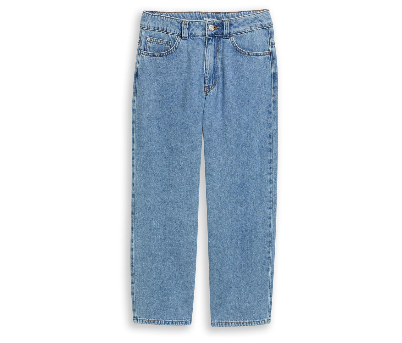 Világos, bő szabású farmernadrág fekszik egy fehér háttéren.