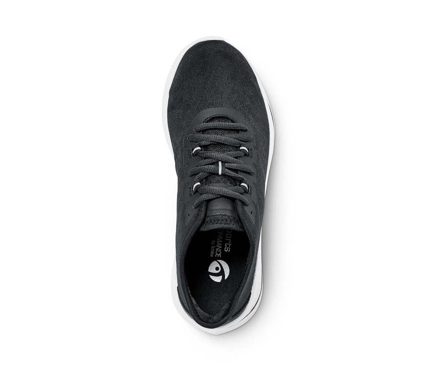 Felülnézeti közeli kép egy fekete sneaker cipőről, fehér talppal.