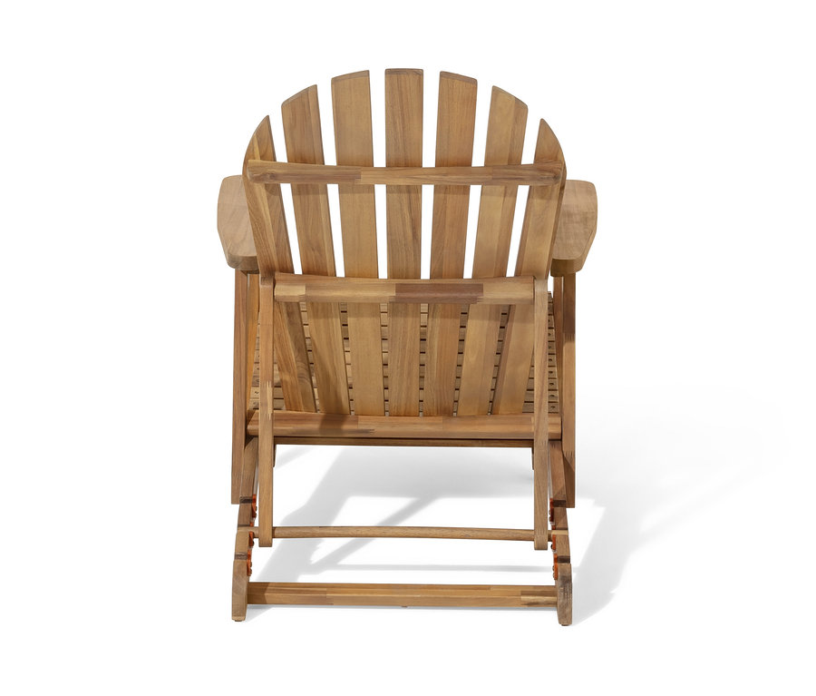 Hátulnézet egy egyszemélyes Adirondack relaxációs fotel kihúzható lábtámasszal.