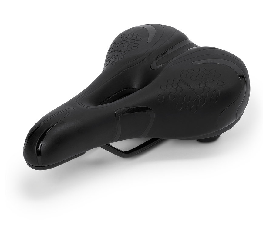 Egy fekete kerékpárülés fekszik egy fehér háttéren.