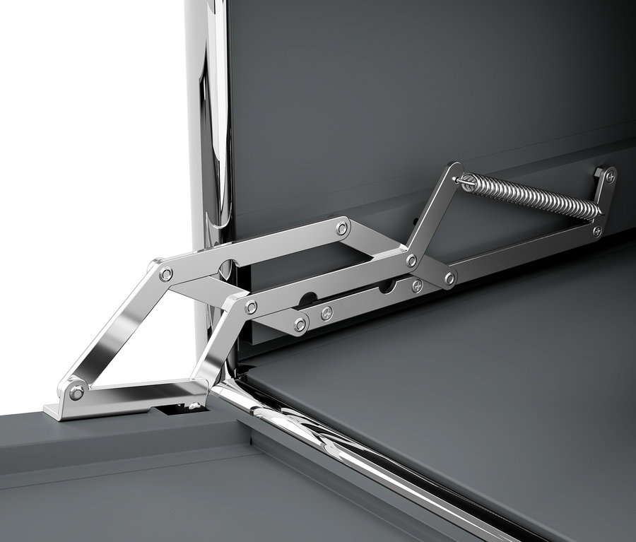 Egy szürke CN3 fém szekrény részlete nyitott lenyíló ajtókkal, az ajtók rögzítőszerkezete ezüstszínű.