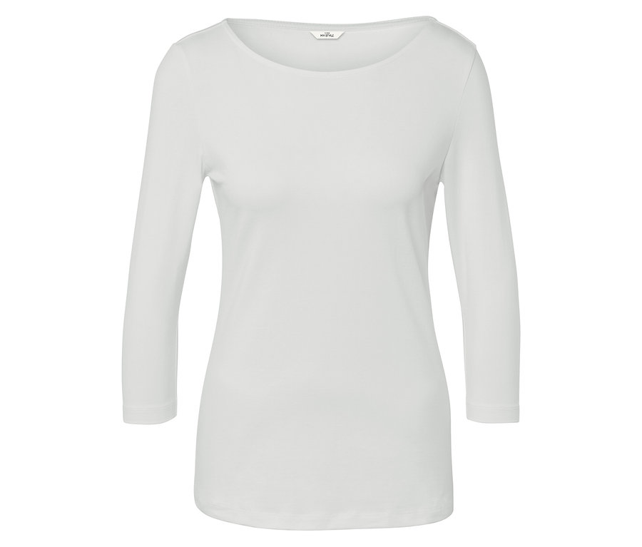 Fehér, hosszú ujjú póló.