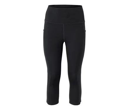 Fekete, háromnegyedes, magas derekú leggings.