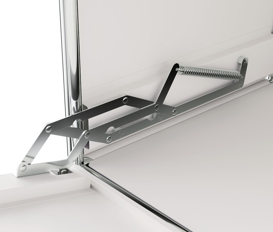 A »CN3« keskeny fém komód nyíló mechanizmusának részlete.