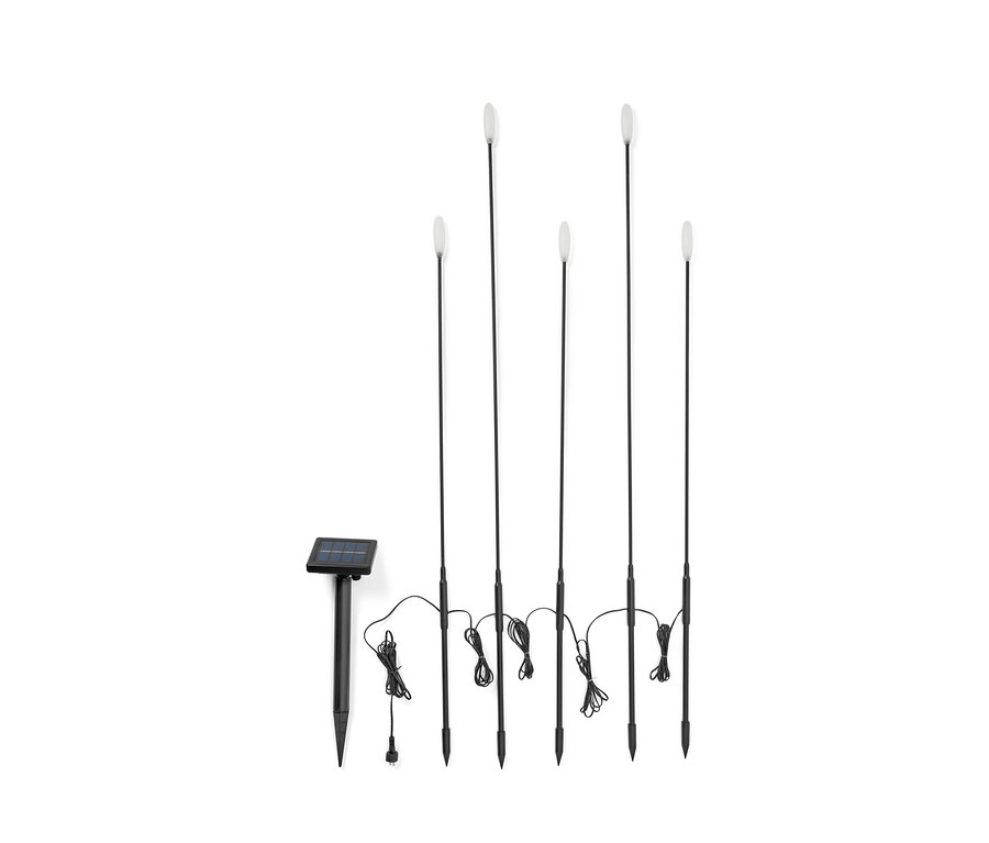 Fekete 5 db LED-es szolár nyárs fehér háttérrel.