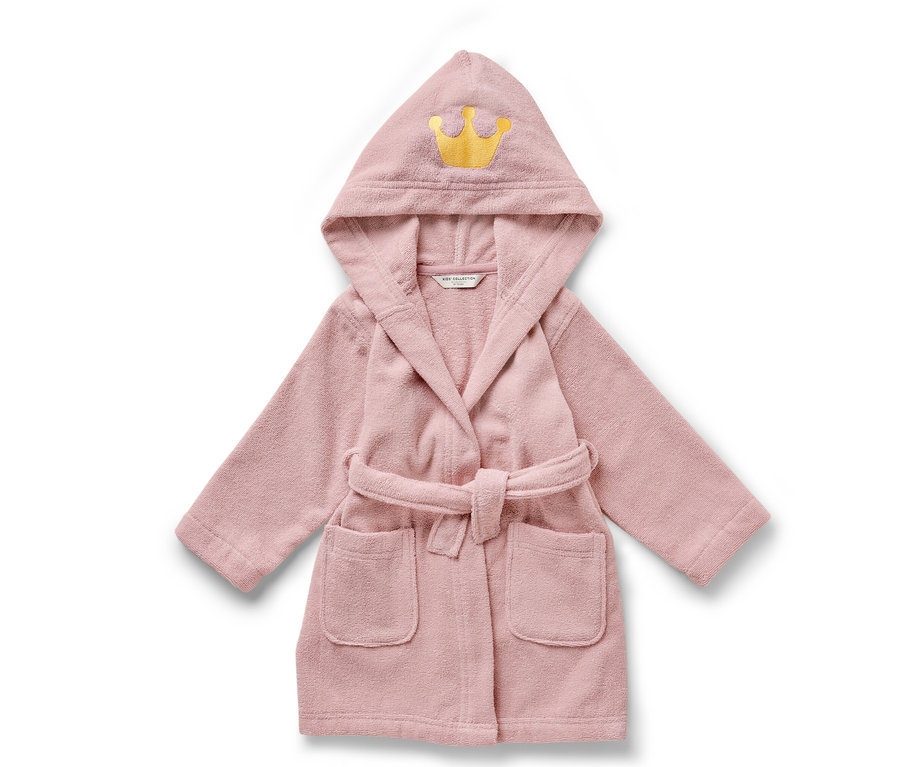 Rózsaszín gyerek fürdőköpeny kapucnival és arany koronával.