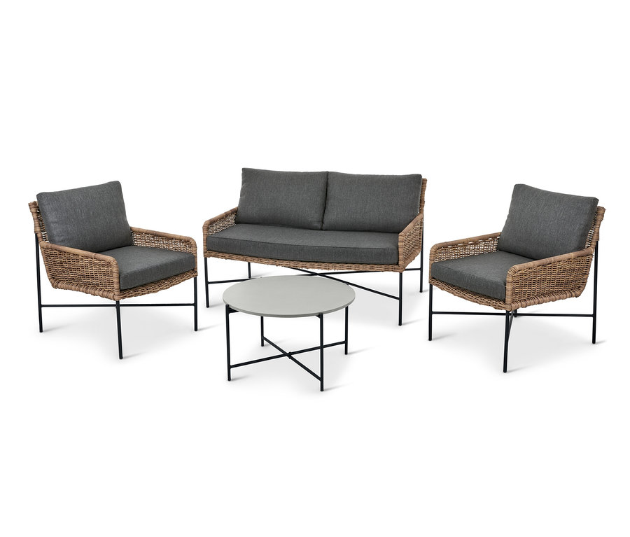 Lounge szett, polyrattan, két fotellel, egy kanapéval és egy asztallal.