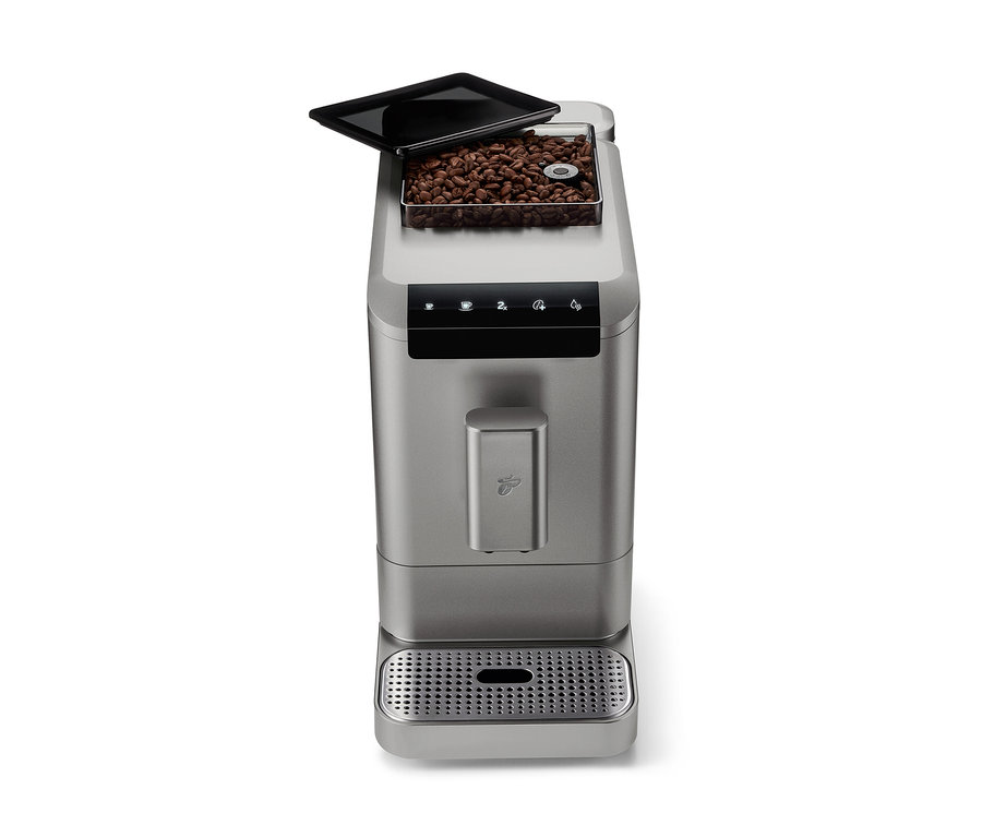 Titán ezüst »Esperto2 Caffè« automata kávéfőző nyitott kávébab tartállyal.