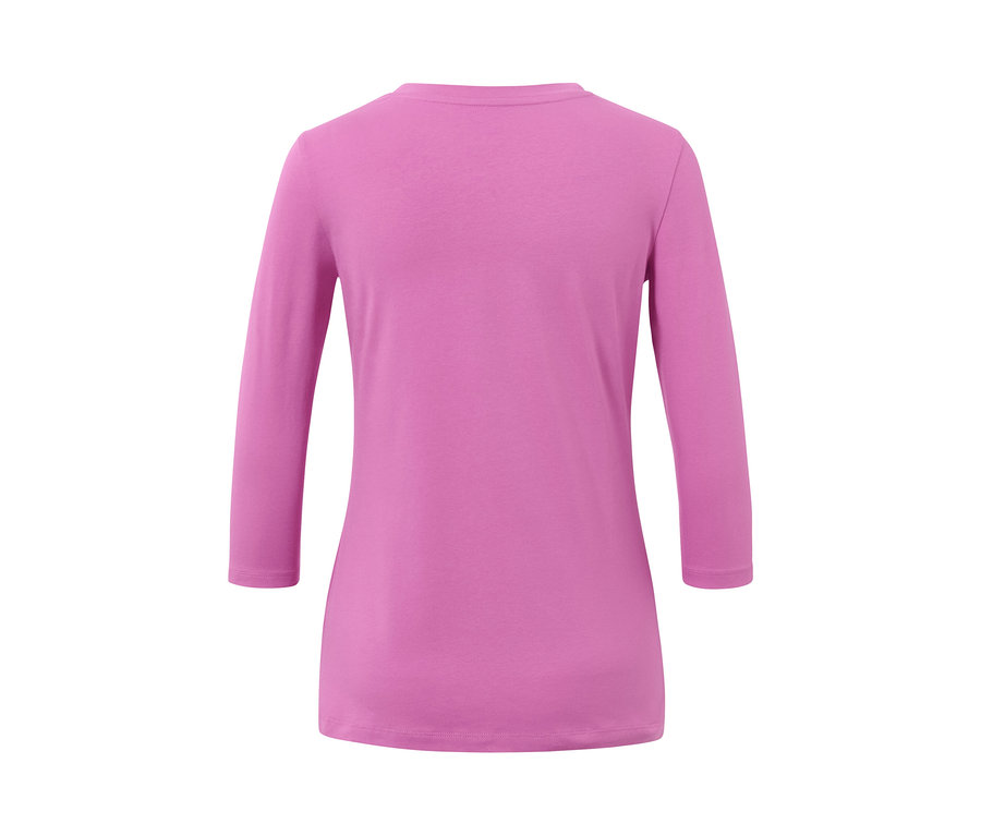 Rózsaszín, 3/4-es ujjú felső.
