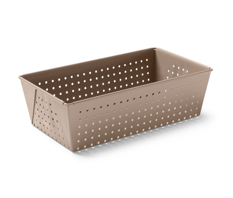 Sütőforma, perforált felülettel.