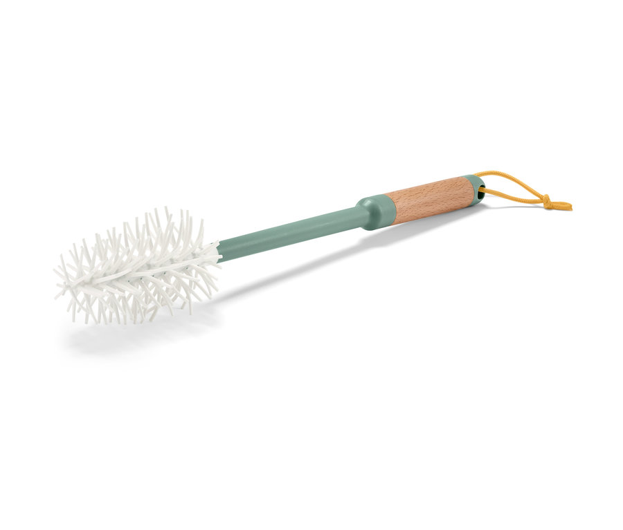 Egy üvegmosó kefe fa nyéllel és sárga akasztózsinórral.