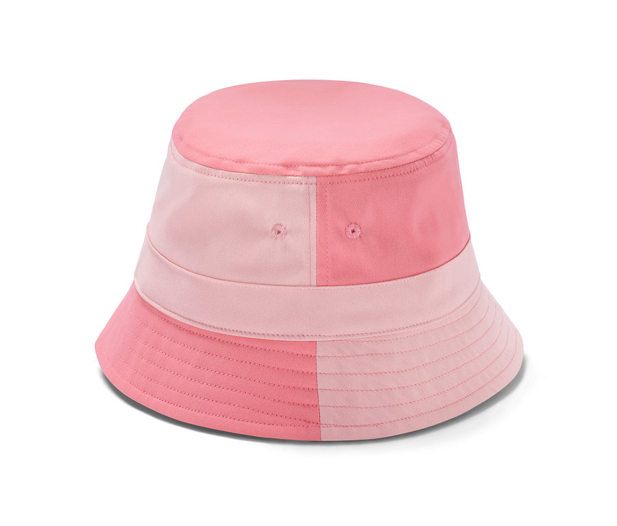 Rózsaszín túrakalap.