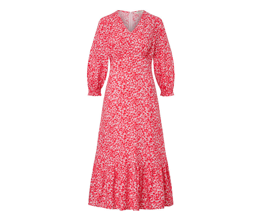 Teljes alakos kép egy nyomott mintás maxi ruháról.