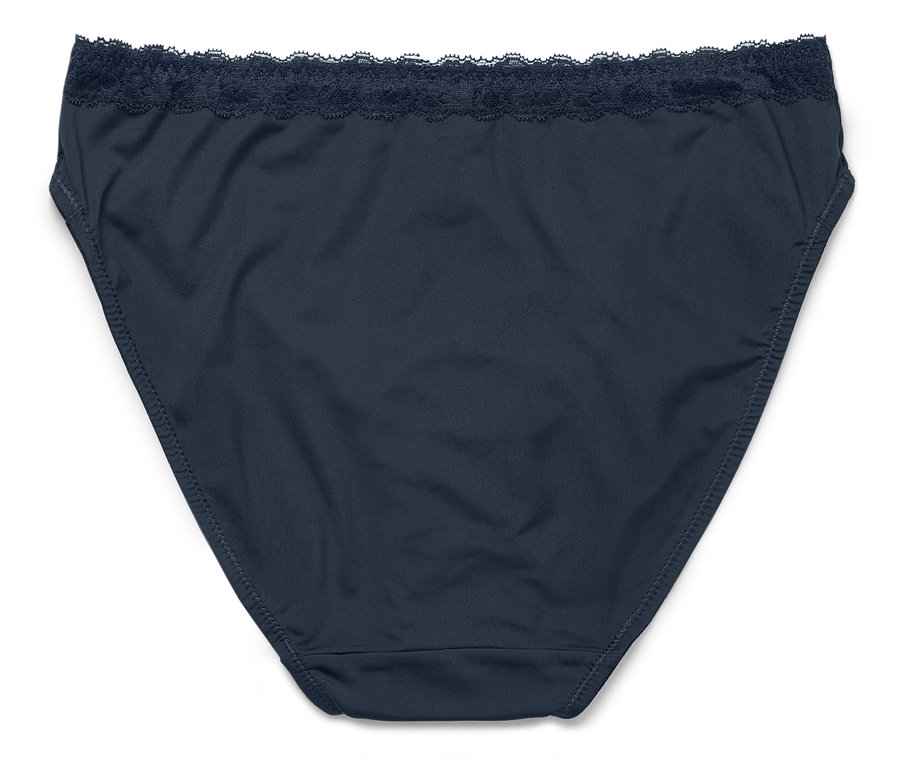 Egy sötétkék, csipkés női alsónemű fekszik egy fehér háttéren.