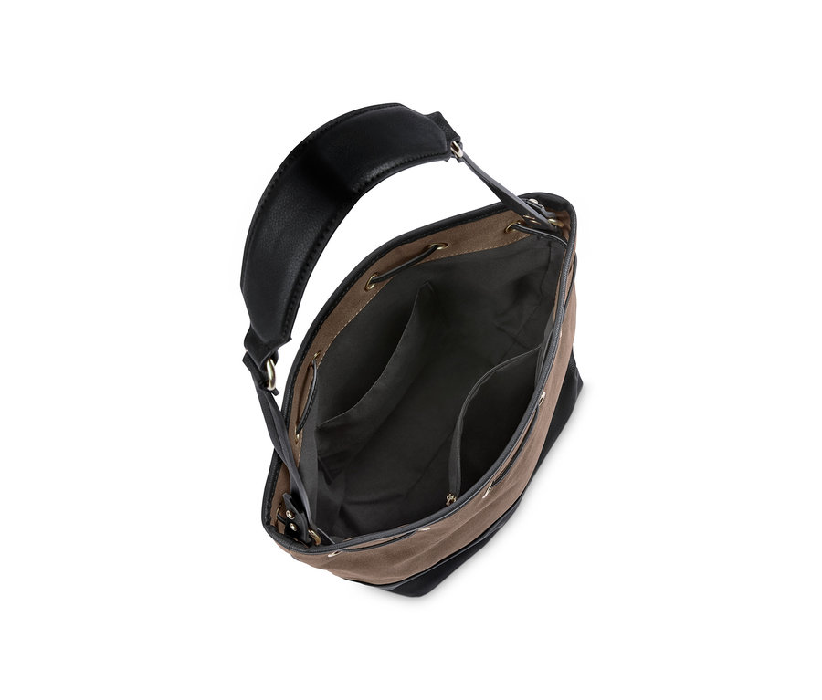 Egy női oldaltáska részlete.