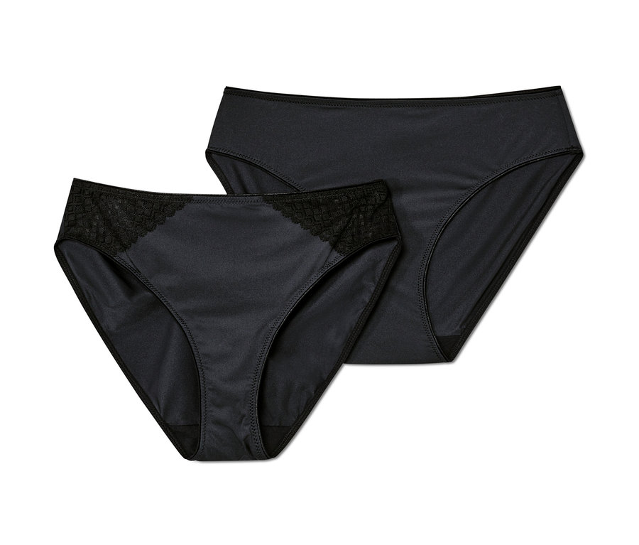 Két fekete női alsó.