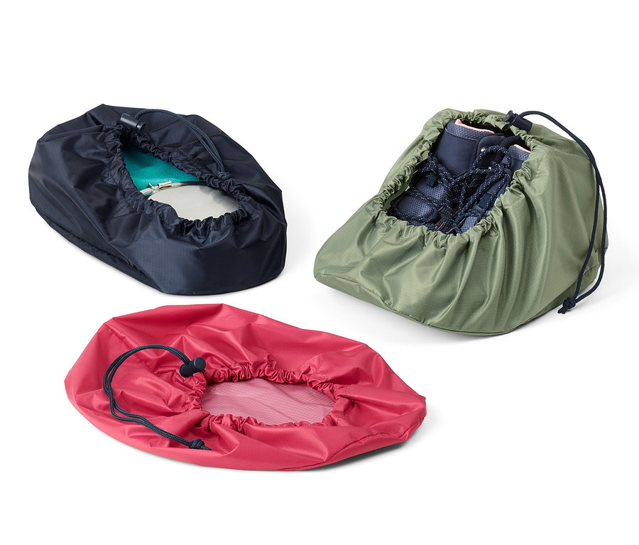 Három tárolótasak.