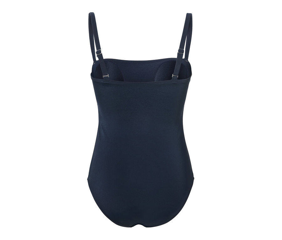 Egy sötétkék, pántos női fürdőruha részletes képe.