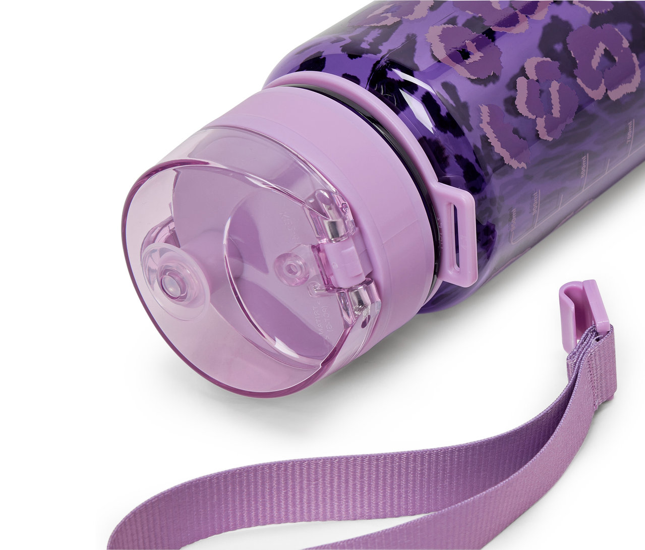 Egy lila, állatmintás kulacs részlete.