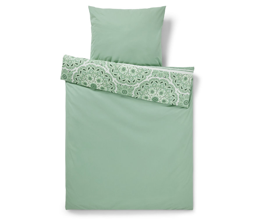 Zöld, mandala mintás, dupla és normál méretű Renforcé-Bettwäsche összehajtva.