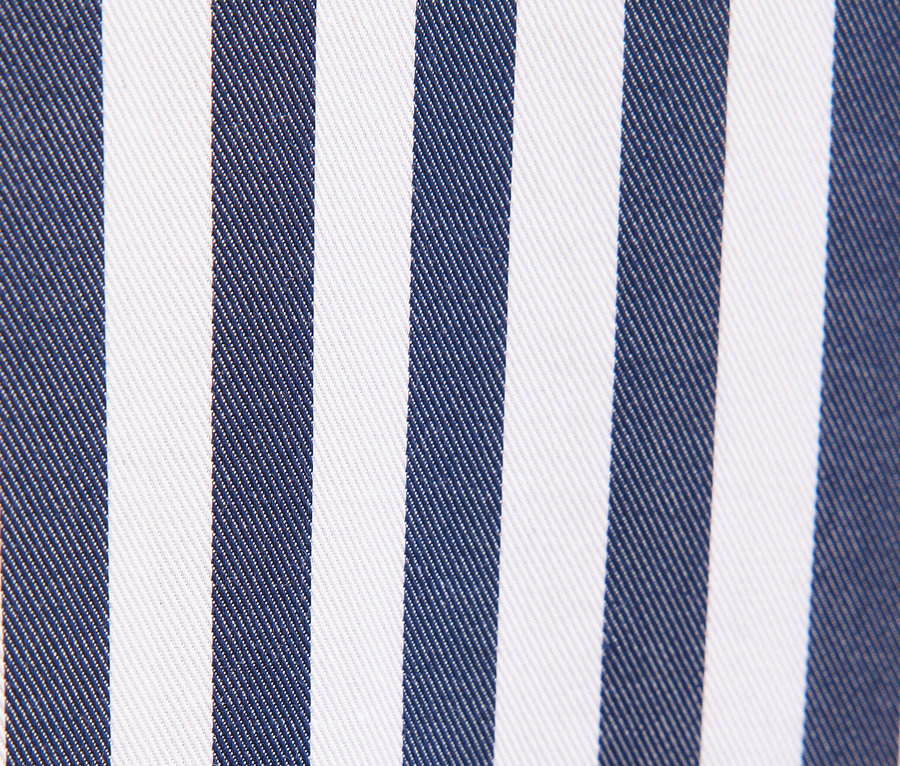 Kék-fehér csíkos minta részlete.