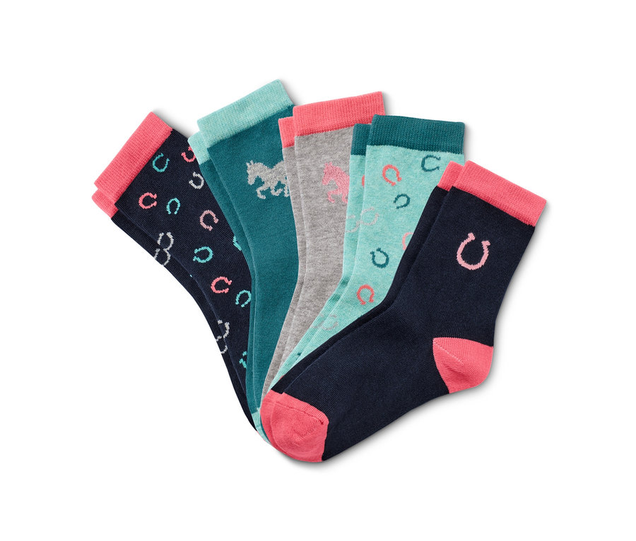 Öt pár zokni ló- és patkómotívumokkal.