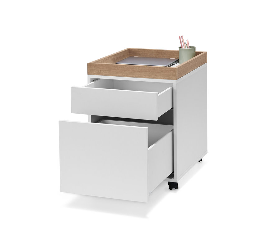 Fehér görgős tároló tálcával, két fiókkal, melyek közül az egyik nyitva van.