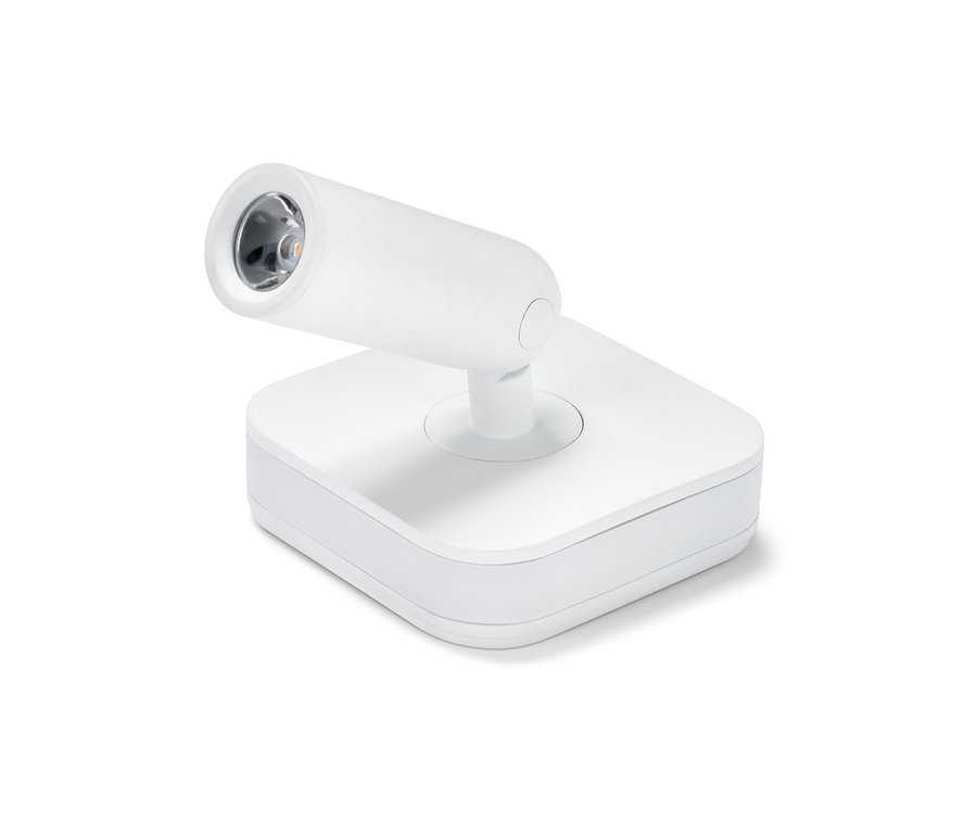 Egy fehér LED-es éjjeli lámpa, spot, akkus.