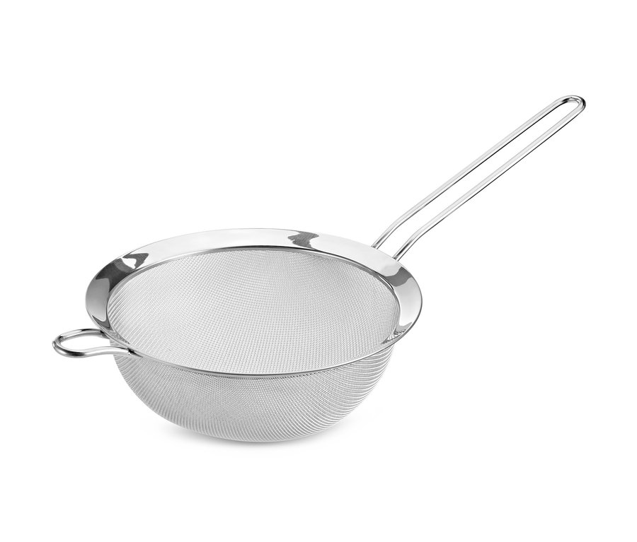 Egy rozsdamentes acél szűrő részlete fogantyúval.