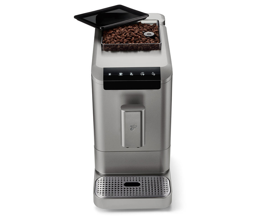 Titán ezüst »Esperto2 Caffè« automata kávéfőző nyitott kávébab tartállyal.