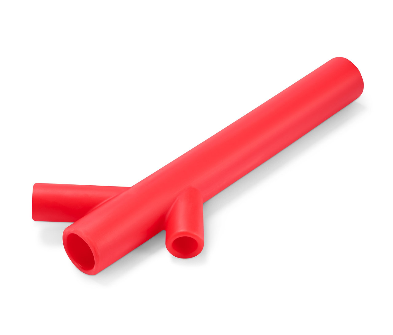 Piros, ág alakú kutyajáték fehér háttéren.