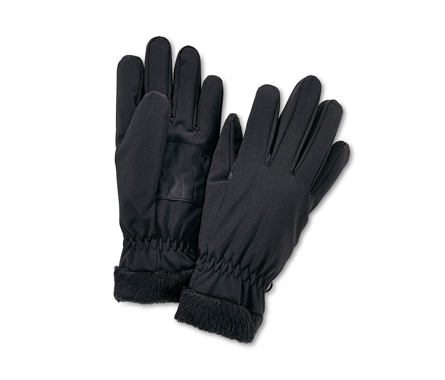 Egy pár fekete Softshell kesztyű.