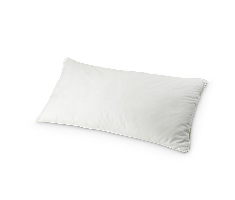 Egy fehér irisette® greenline tollpárna fekszik egy fehér háttéren.