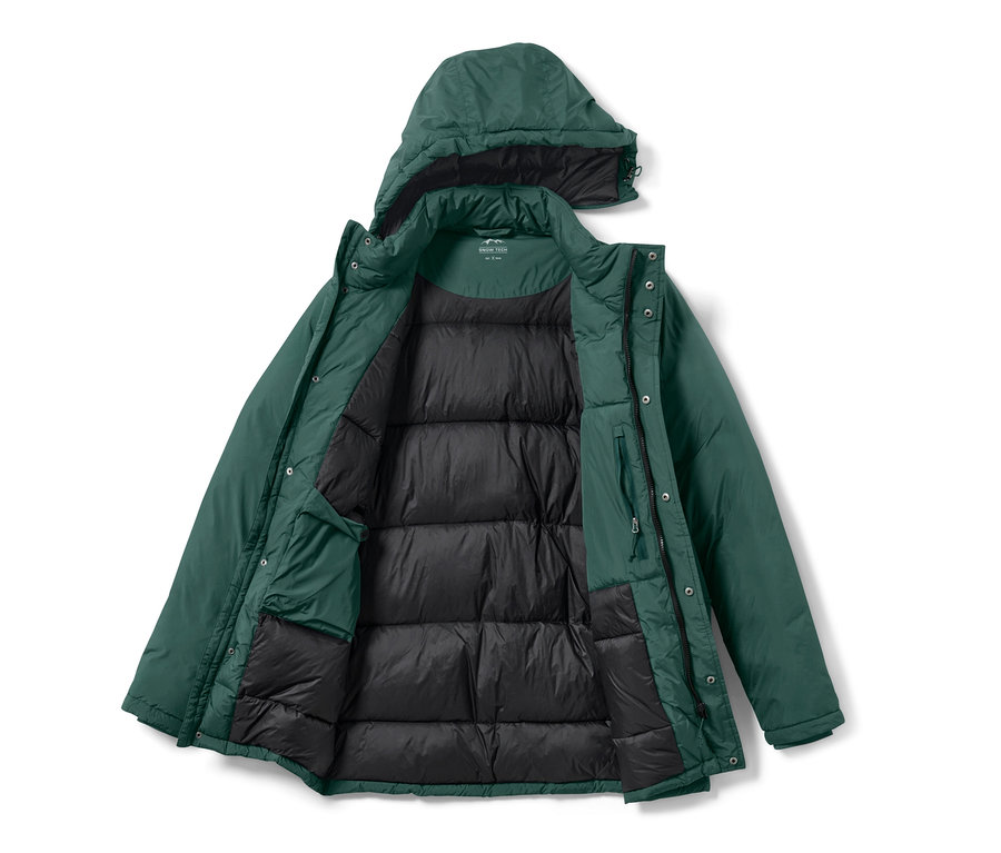 Zöld, steppelt parka kabát, fekete belsővel és kapucnival.