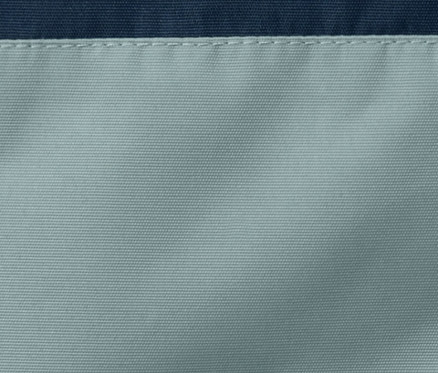 Fiú snowboard kabát részlete.