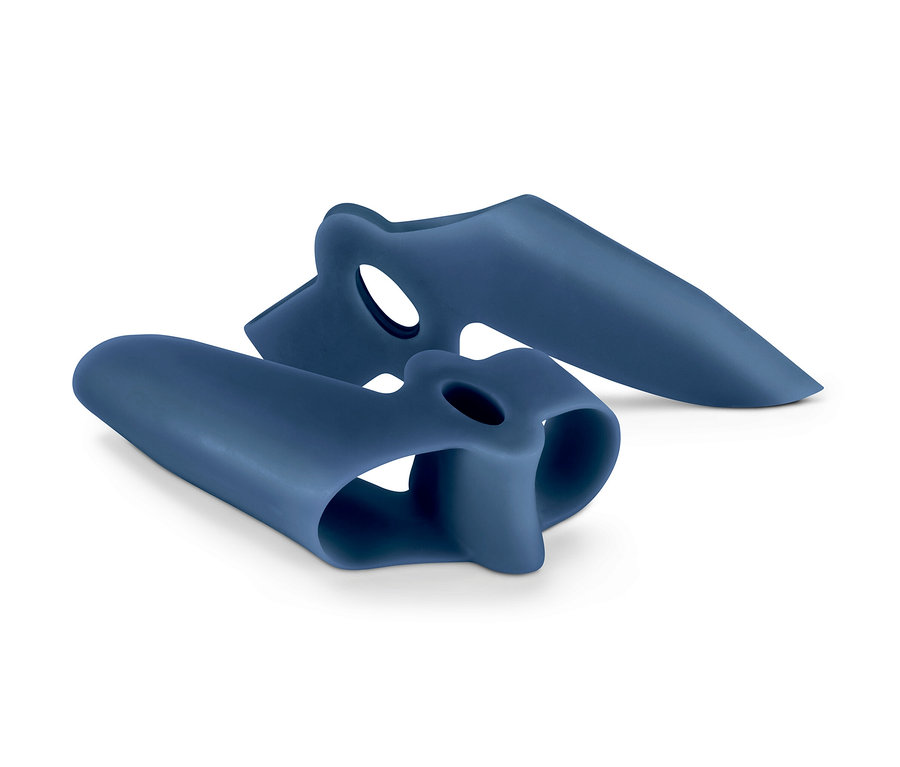 Két kék bütyökvédő nagylábujjra fekszik egy fehér háttéren.