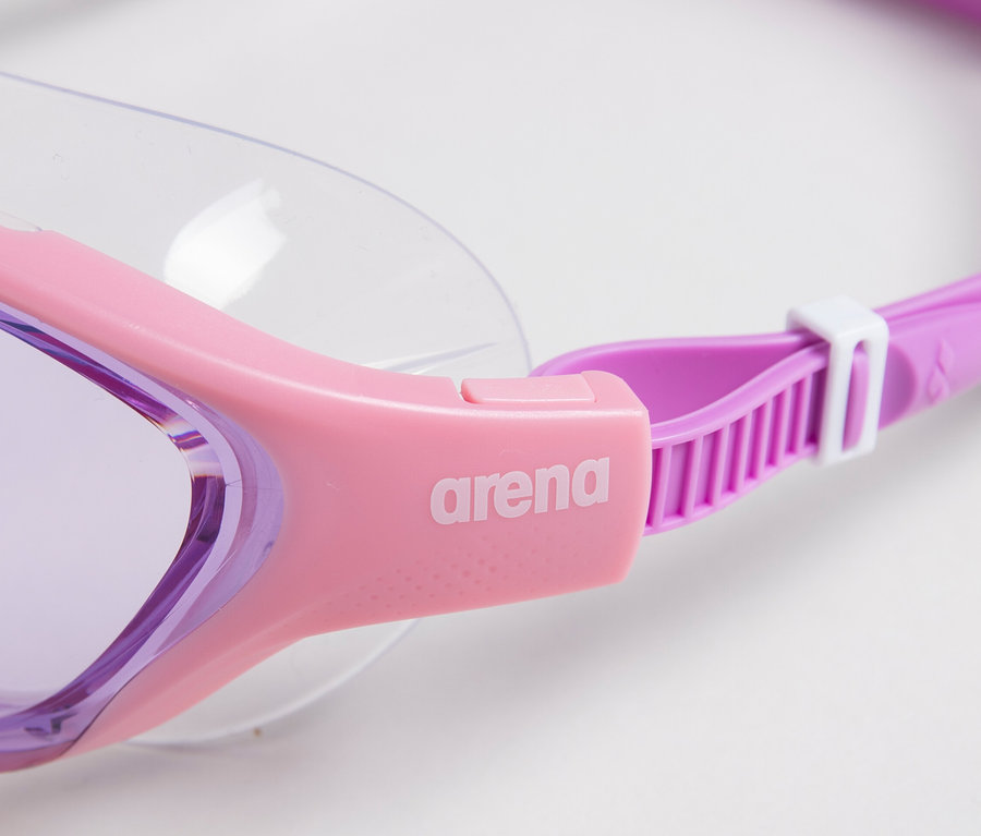 Közelkép az arena Junior The One Mask úszószemüvegről gyerekeknek, pink színben.