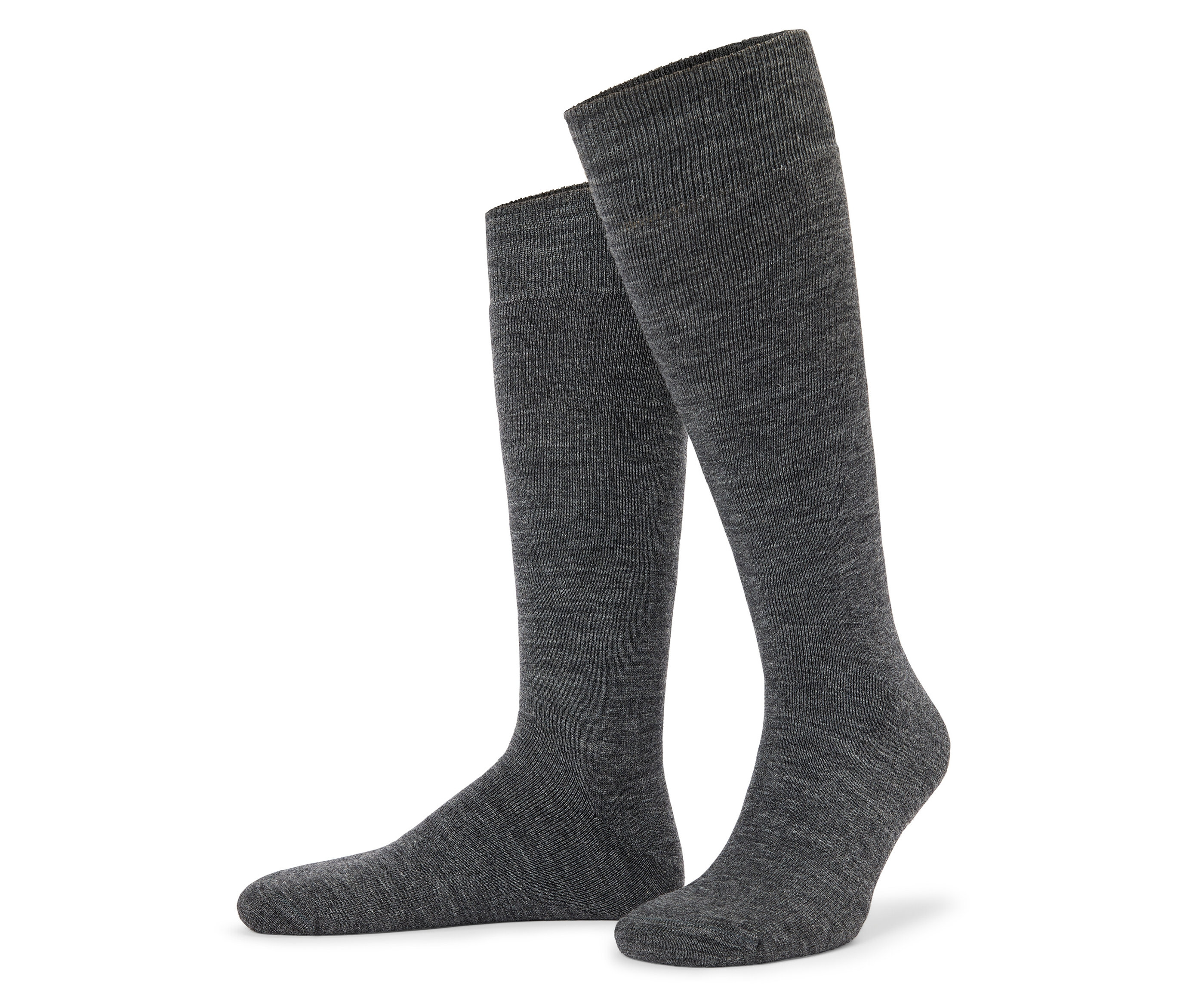 Két szürke térdzokni fehér háttérrel.