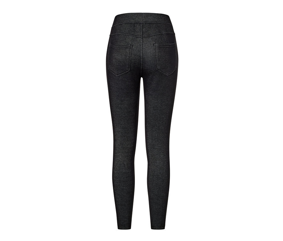 Fekete, farmer hatású, bélelt női leggings, hátulnézet.
