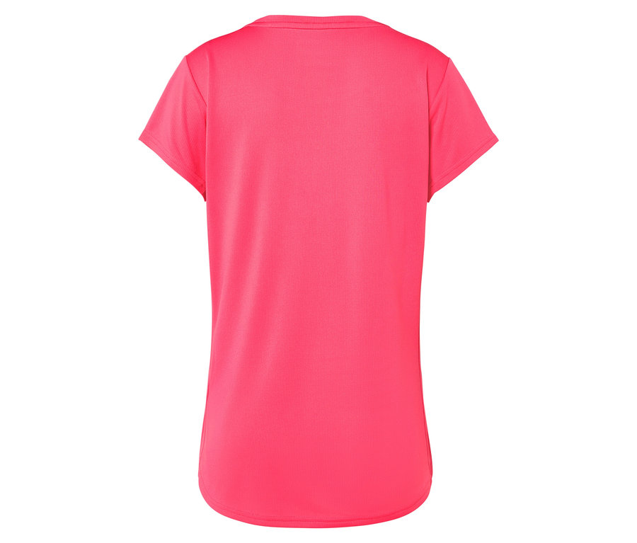 Hátulnézet egy rózsaszín, rövid ujjú pólóról.