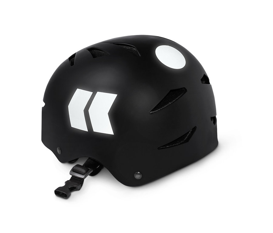 Fekete sisak fényvisszaverő matricákkal.