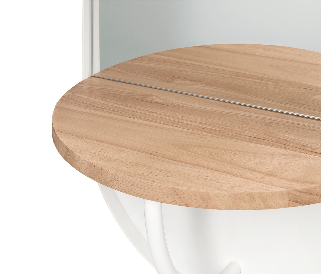 Egy fali tükör ovális fa polcának részlete.